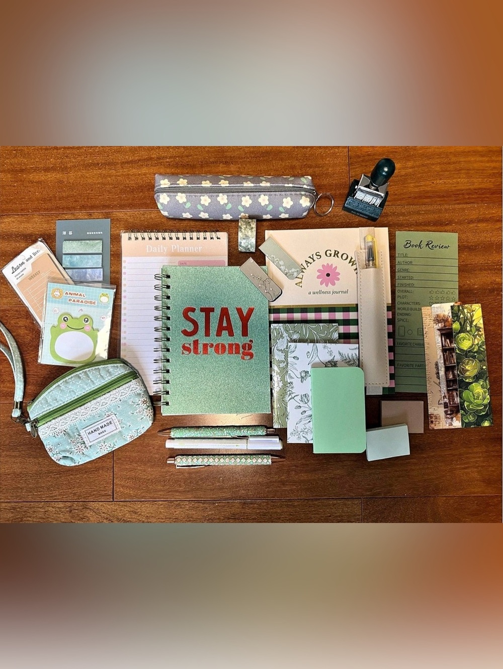 Green Floral Journaling and Stationery Bundle